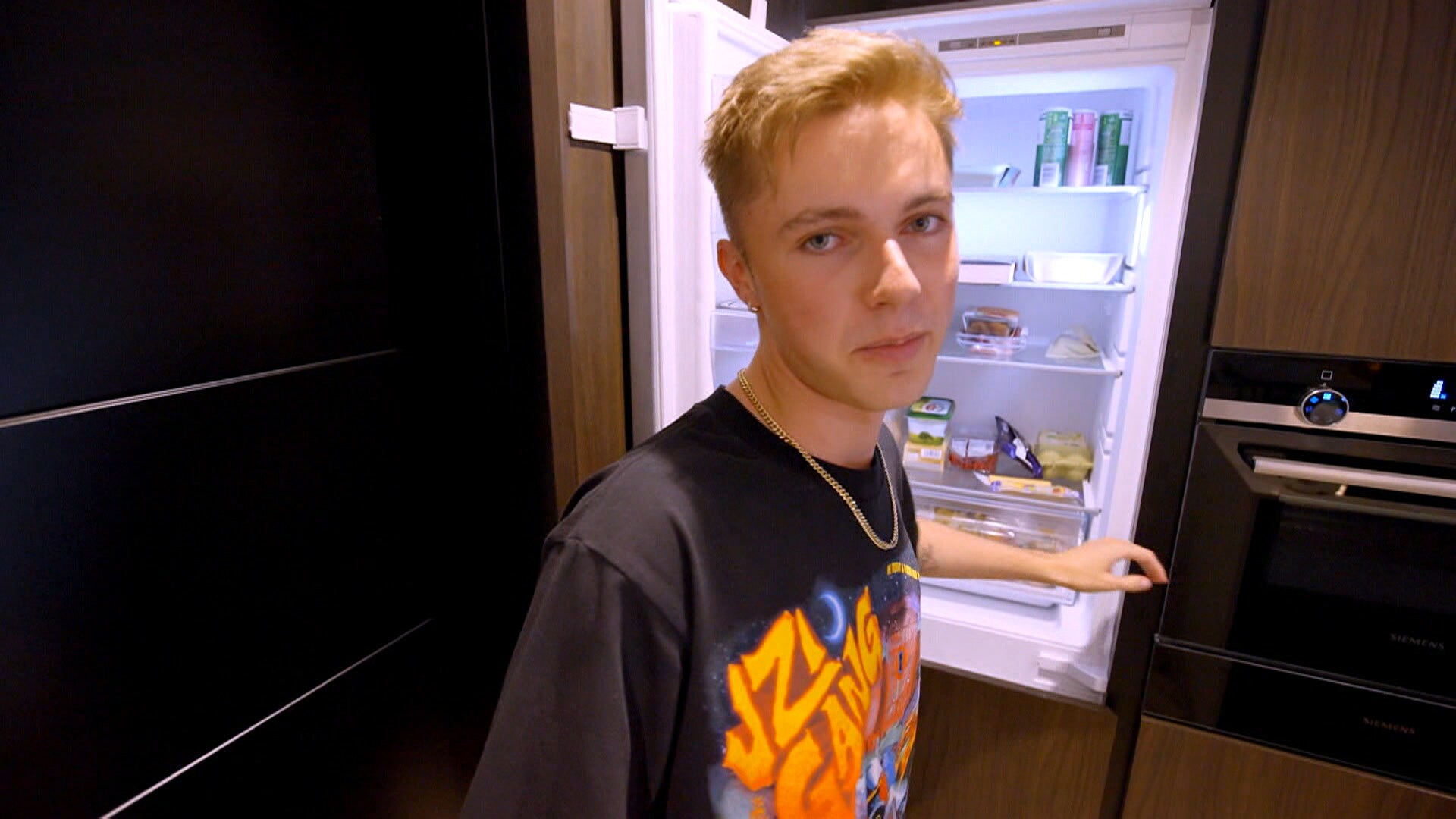 MTV Cribs International V.F. S2E6 Épisode 6