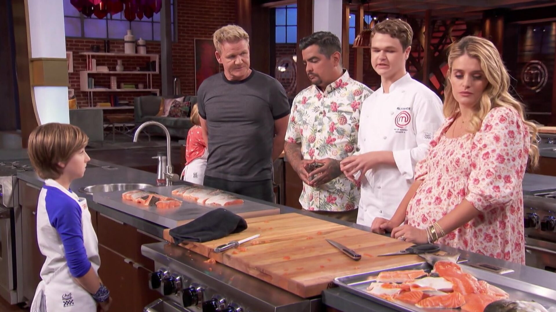MasterChef Junior S8E12 Alexander In A Box