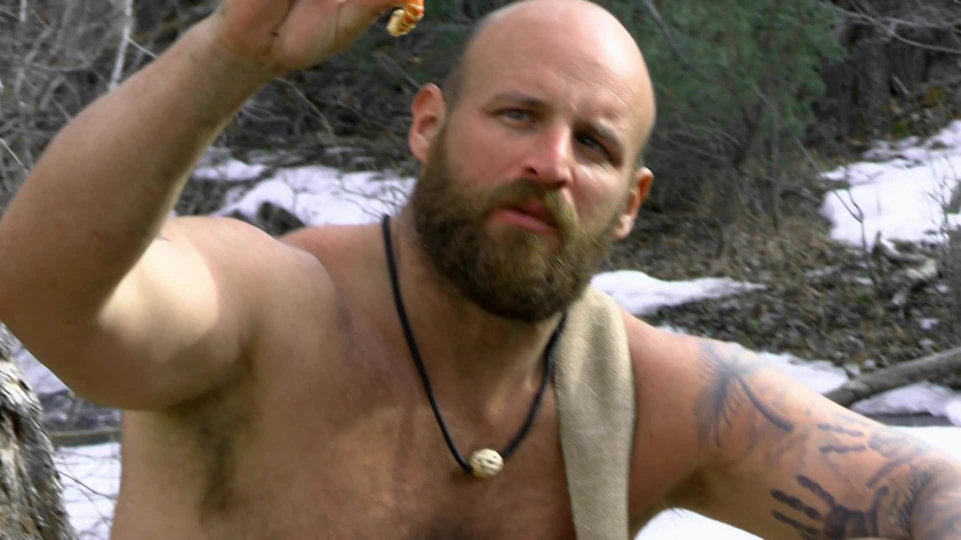 Naked And Afraid Xl Frozen S1 E6 Bear Of A Finish