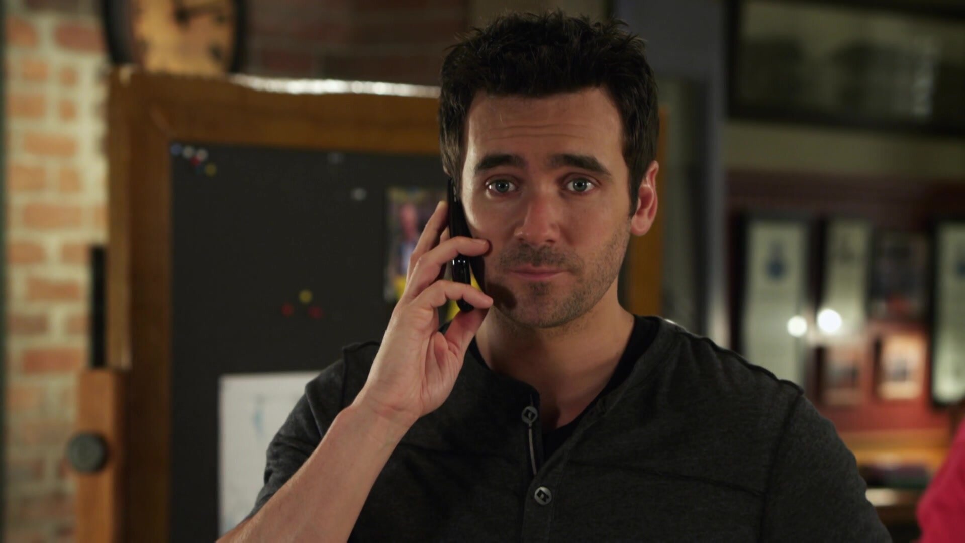 Republic of Doyle S2E7 Crashing on the Couch