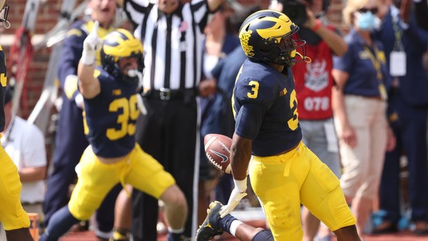 Must See: A.J. Henning goes 61 yards for the Wolverines punt-return TD