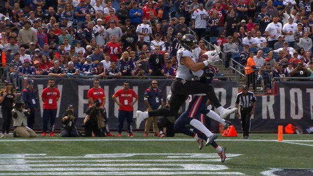 Must See: Andrews makes incredible touchdown grab 