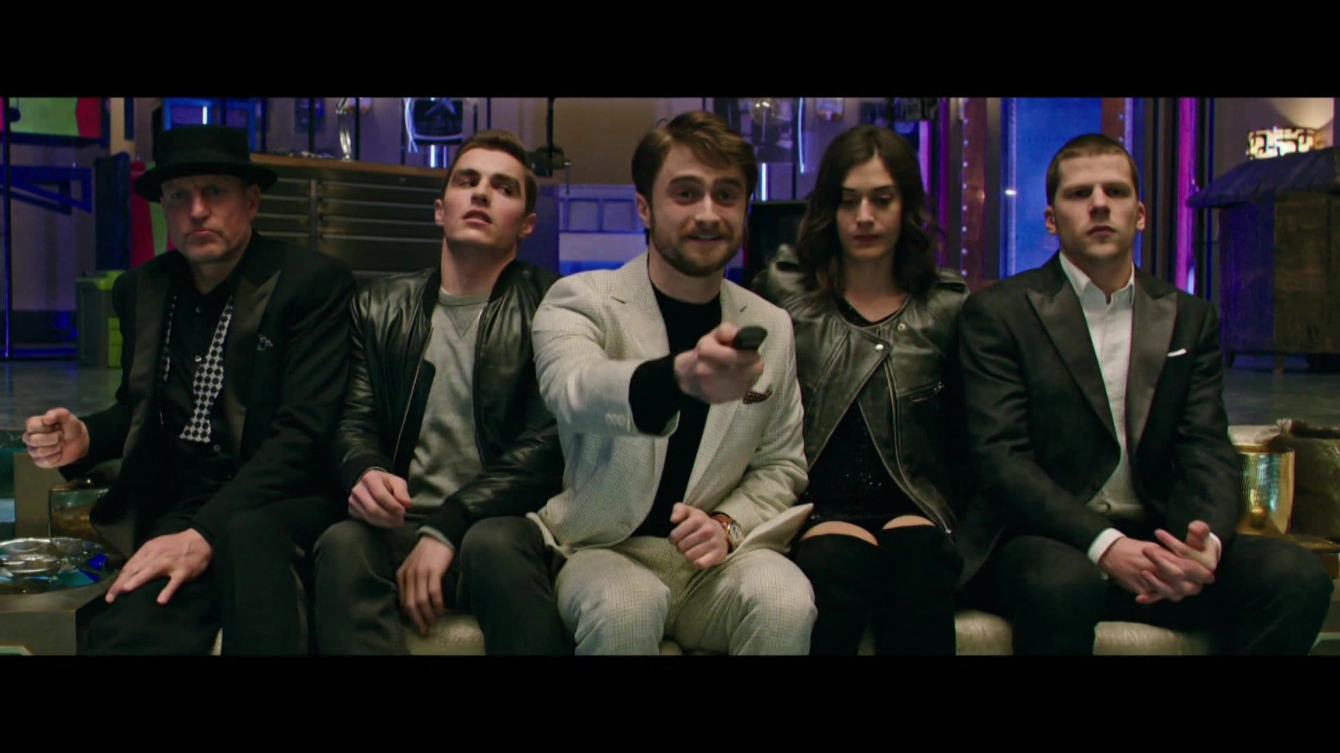 New you see me. Иллюзия обмана на СТС. Иллюзия обмана 2 (DVD). 4 Всадника фильм. Иллюзия обмана 2 Эстетика.