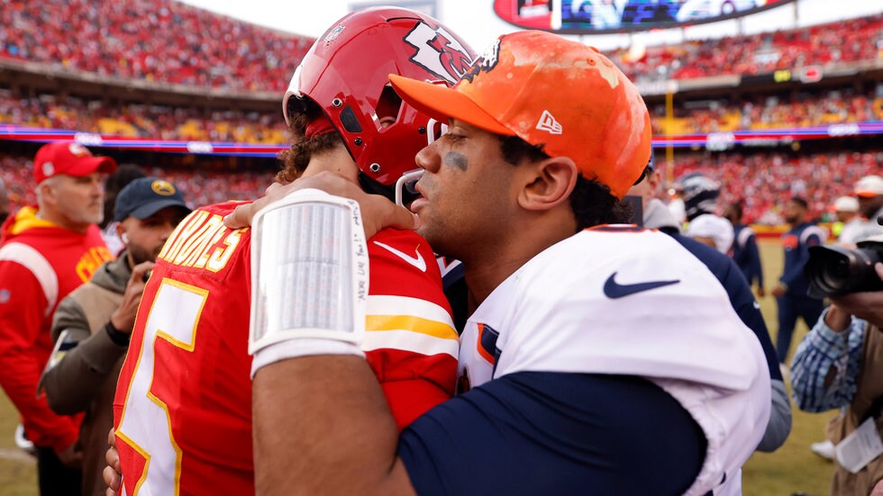 Broncos vs. Chiefs 2015 odds: Peyton Manning an underdog on 'Thursday Night  Football' 