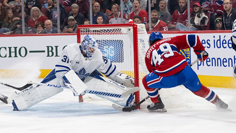 Jones plays well amid uncertain future: 'Right now I’m a Maple Leaf'