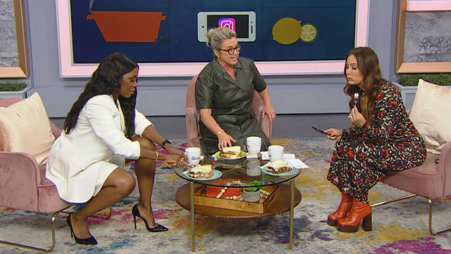 The Social | S11:E23 | Kaftans in the Kitchen: Jess makes Andrea’s ...