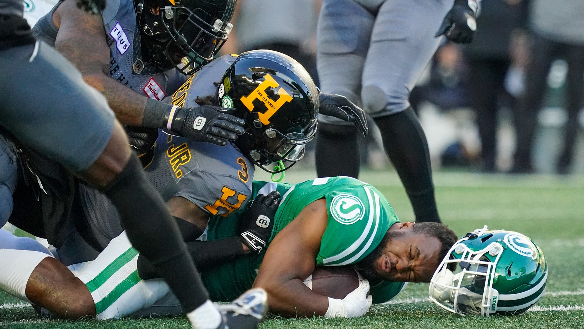 Alouettes look for fifth straight win, playoff clinch, in clash with  Roughriders