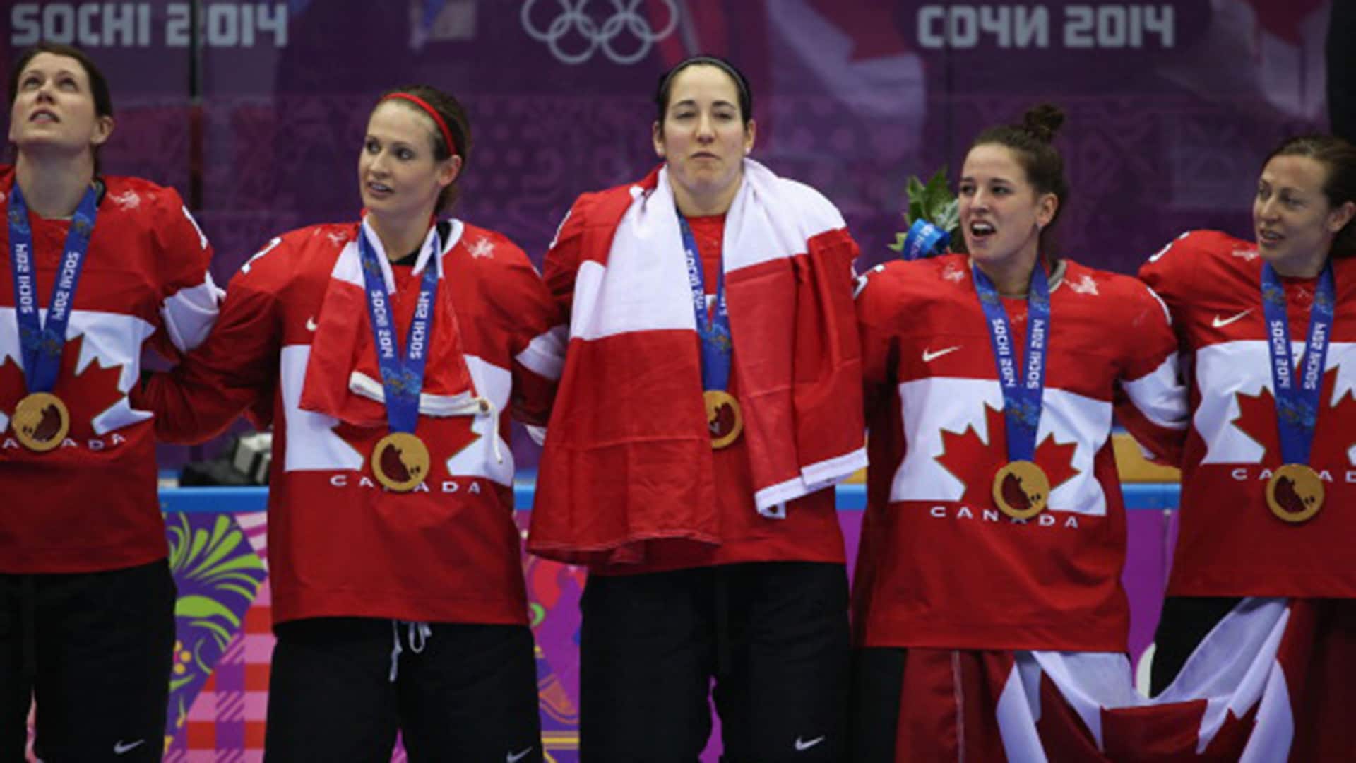 caroline-ouellette-s-inspiring-journey-to-the-hockey-hall-of-fame