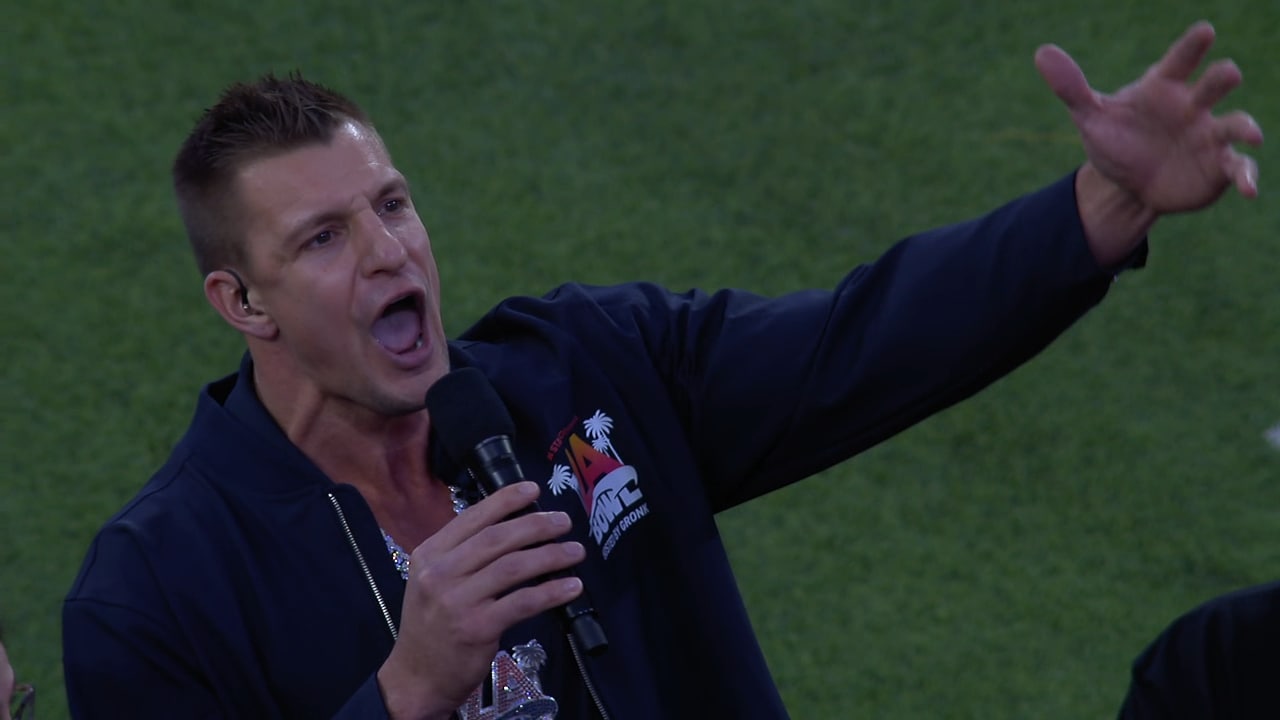 Must See: Gronk sings special rendition of national anthem for the LA