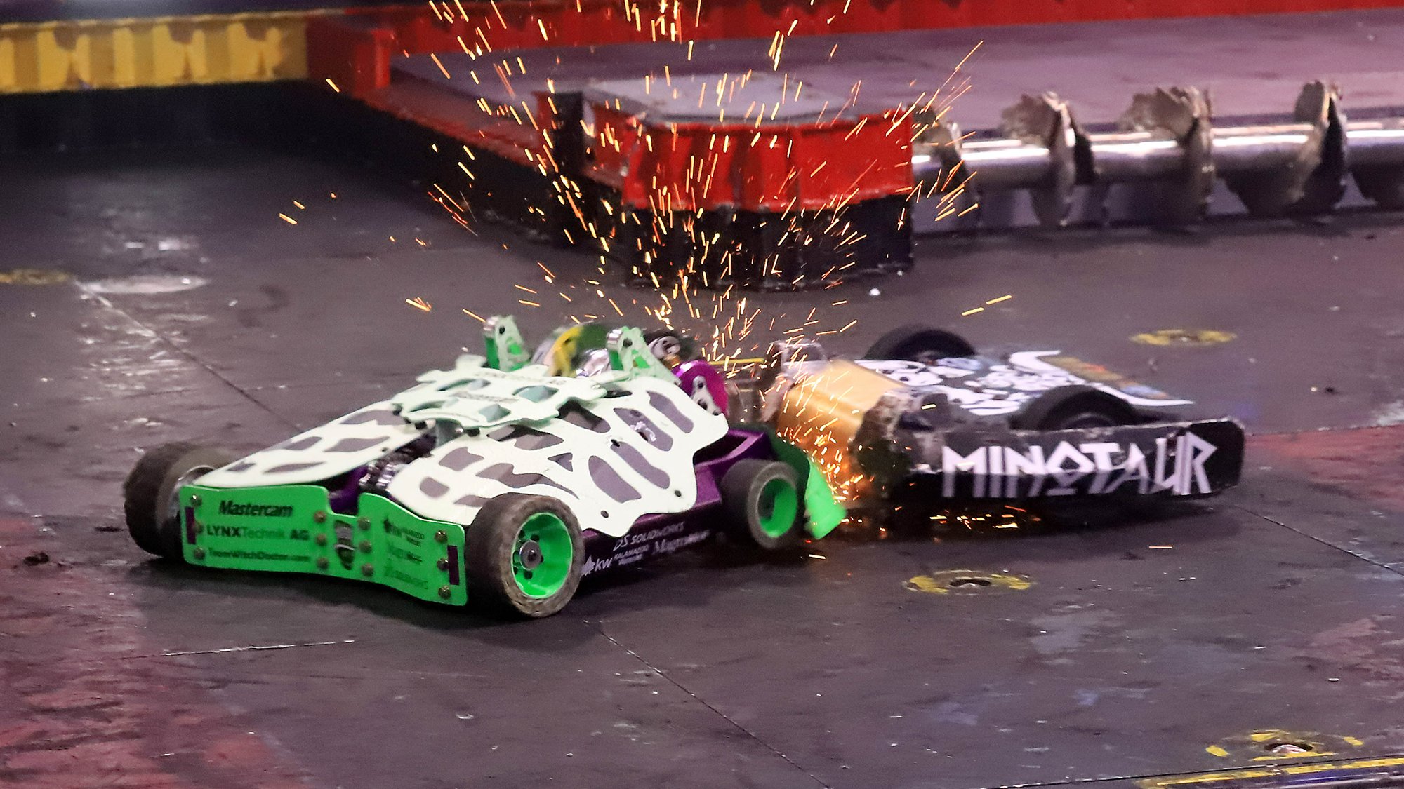 BattleBots Stream FullLength Episodes On Discovery