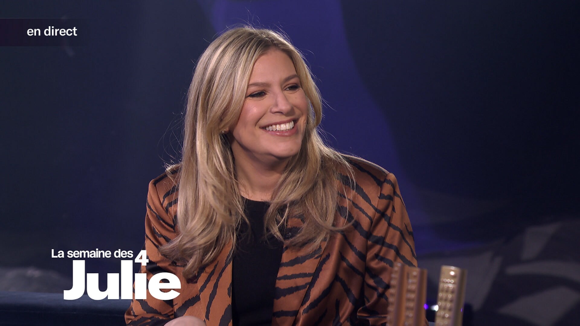 La semaine des 4 Julie Anne Marie Withenshaw, l'animatrice de C'est