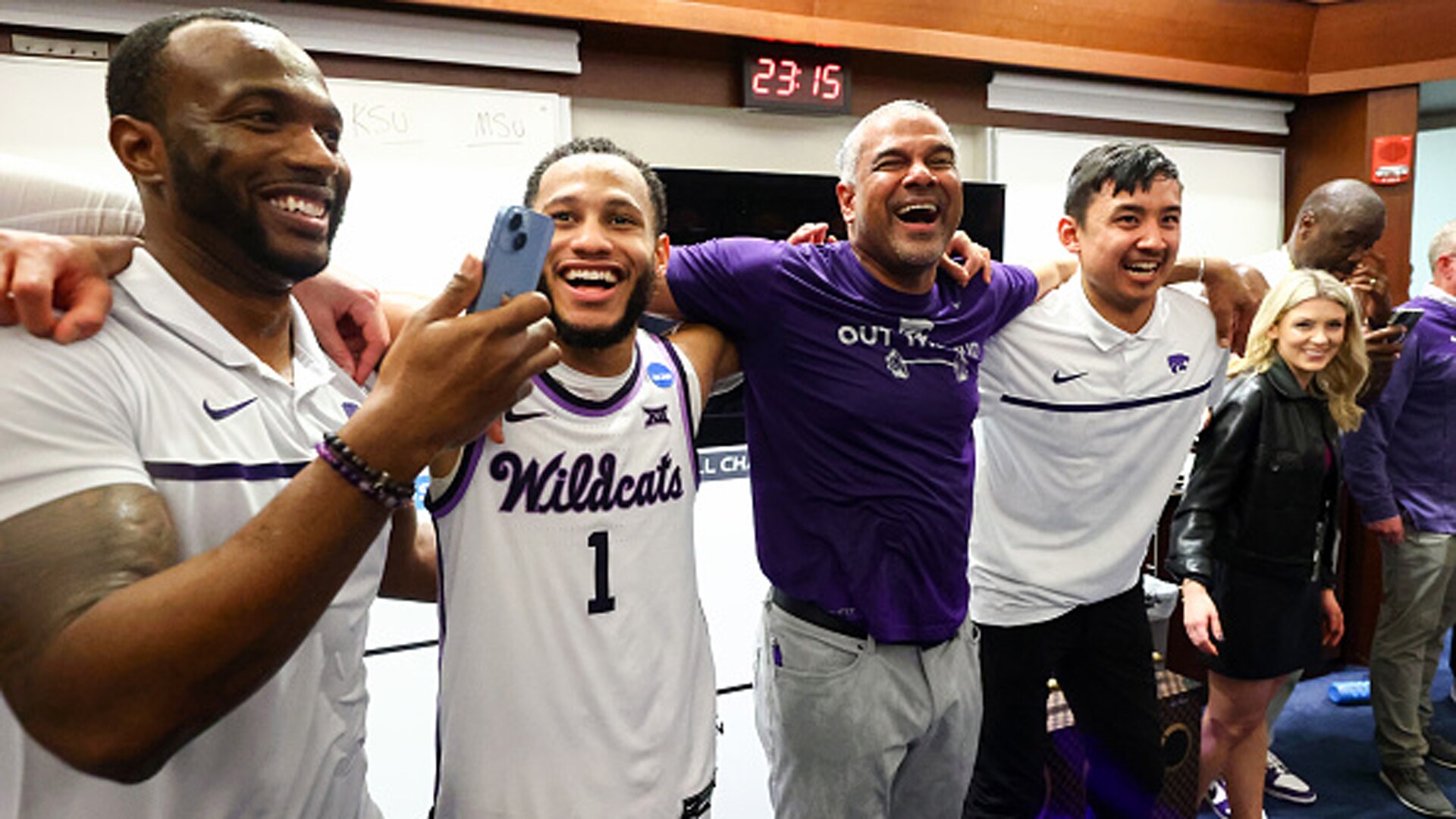 Jack and Leo take a closer look at Wildcats' thrilling OT win - Video - TSN