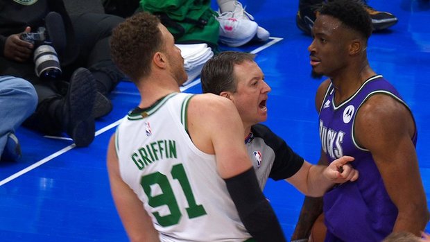 Thanasis Antetokounmpo ejected after heated exchange with Blake Griffin