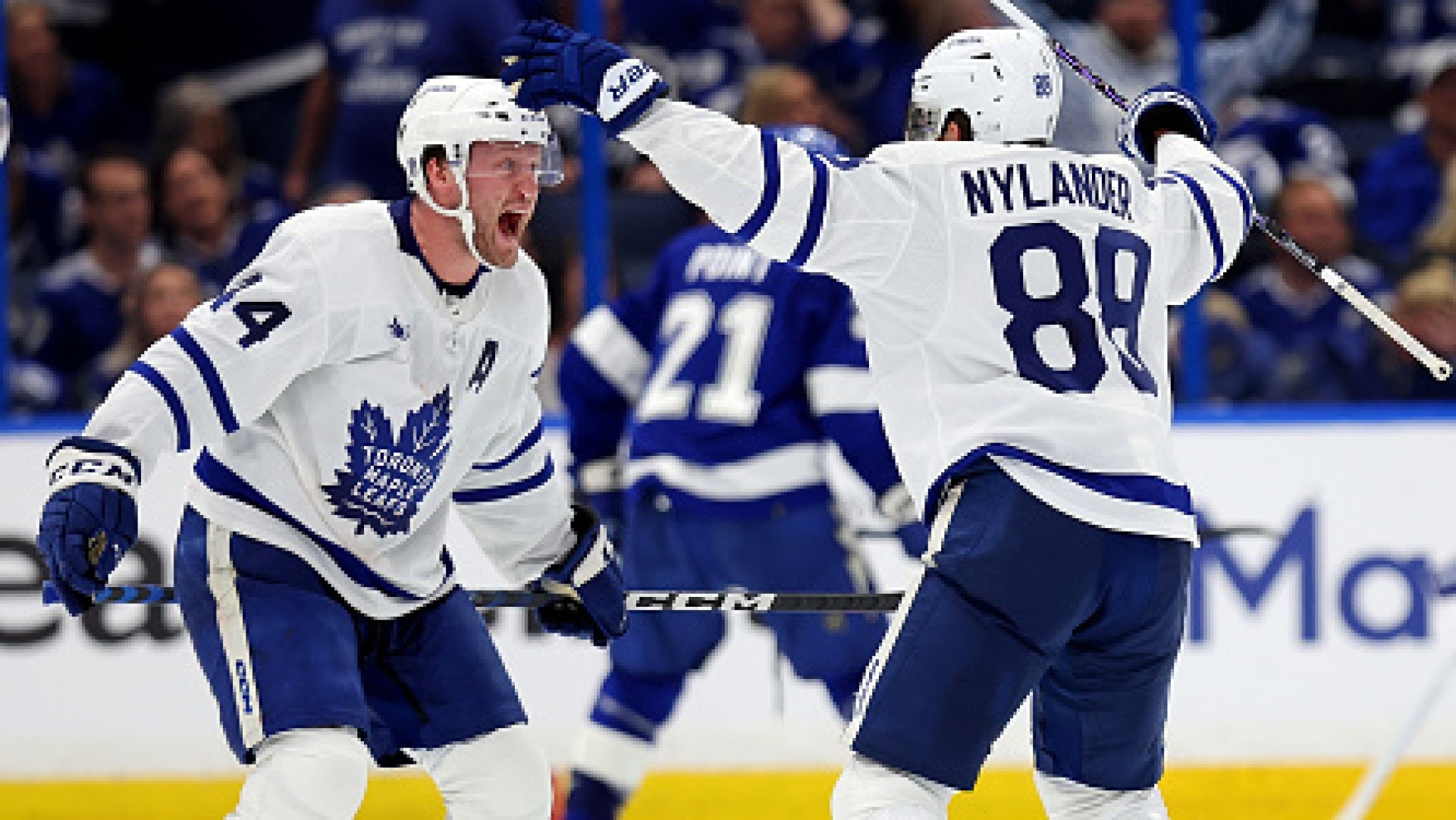 Reilly Scores In OT To Lift Maple Leafs Past Lightning, 4-3 | Smirfitts ...