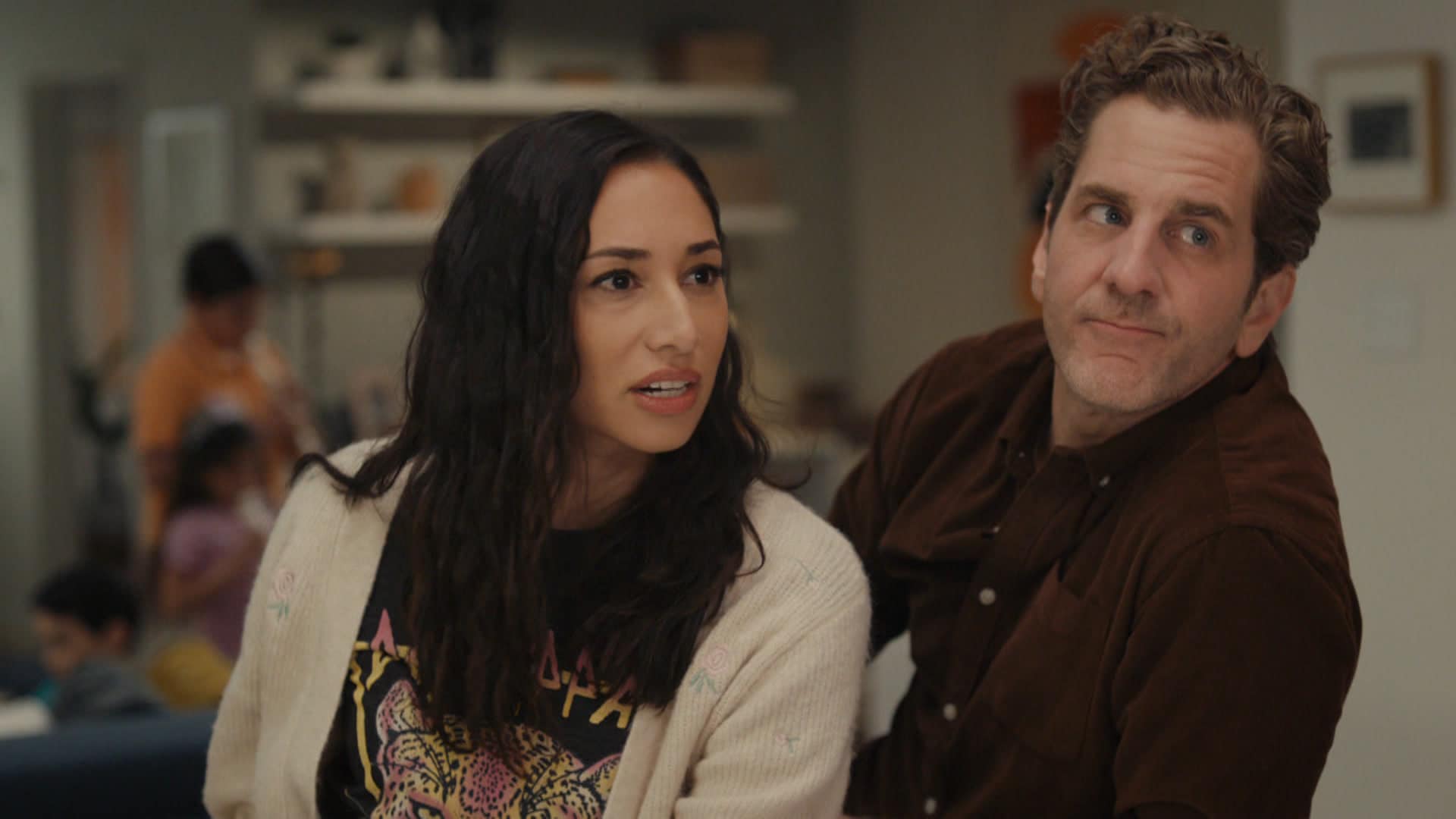 Parent, malheureusement S2E8 Les uns les autres