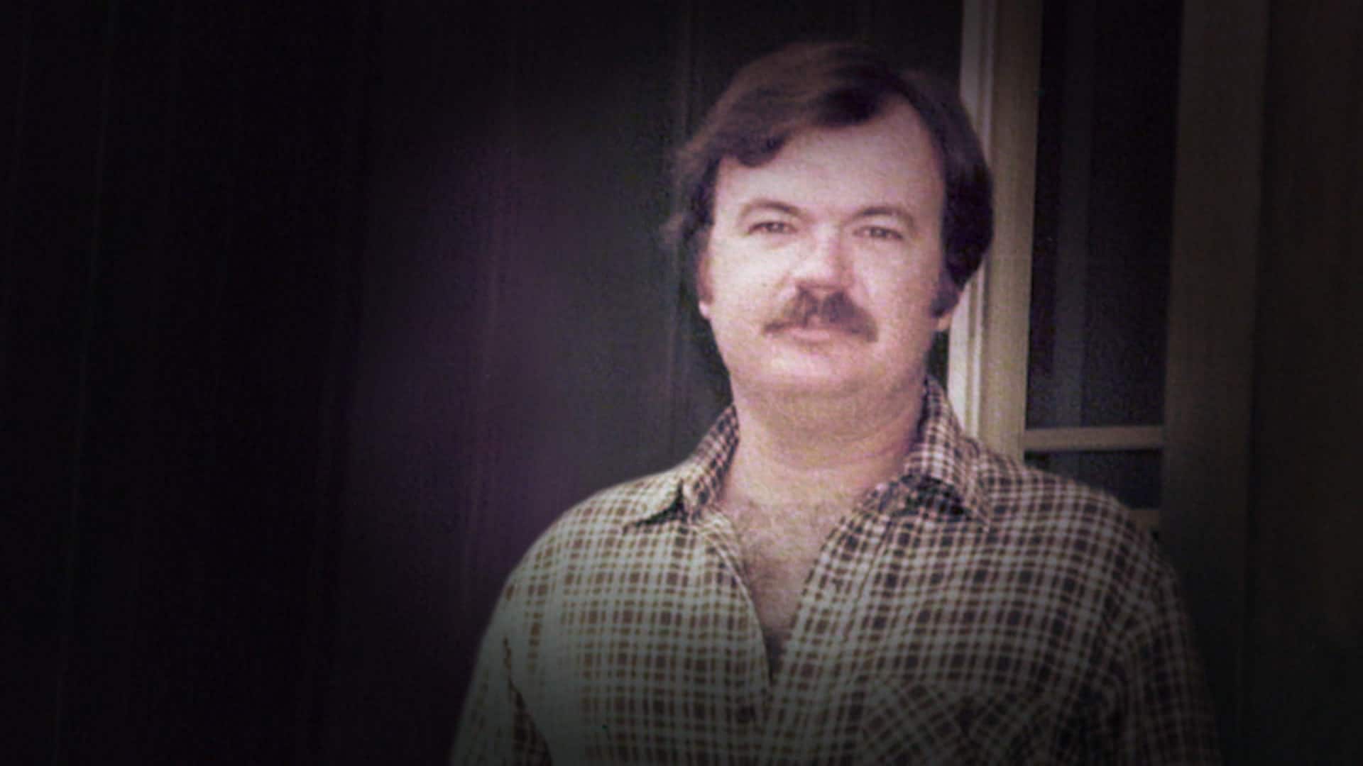 Very Scary People S3E12 The Firestarter Chasing a Pyromaniac