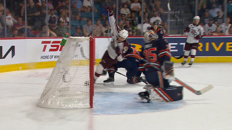 Must See: Zanetti tips it past Ernst to help the Petes erase a three-goal deficit 