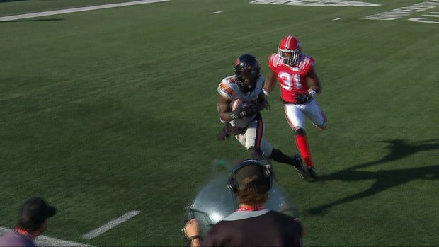 Must See: Adams finds Rhymes for the first touchdown of the CFL season