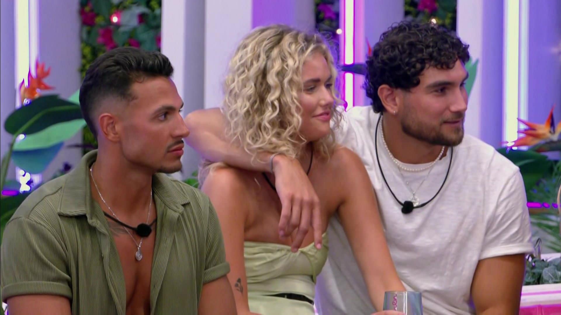 Love island watch online season 5 sale episode 26