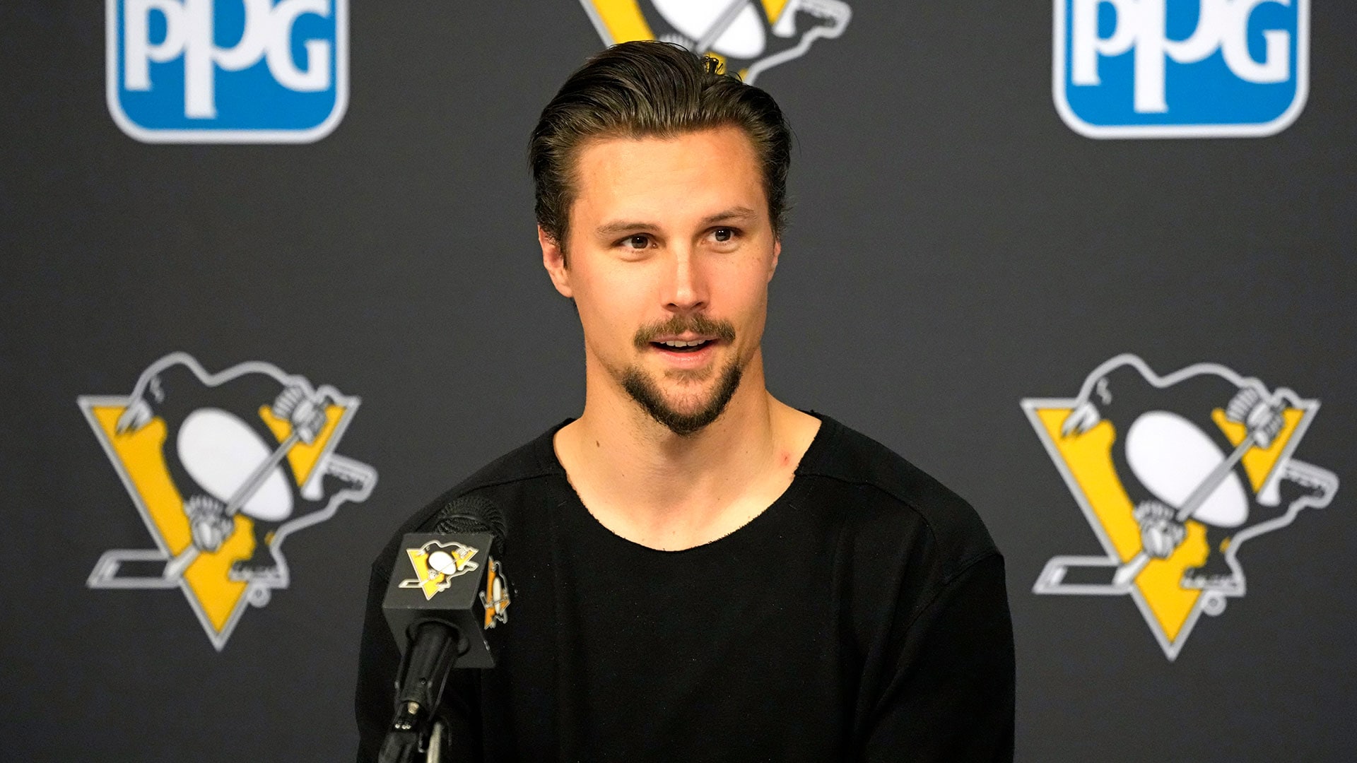 Karlsson very excited for the opportunity to contend for a Stanley Cup in  Pittsburgh