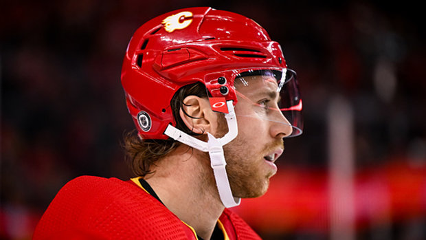 Why has Lindholm been more open about negotiations with Flames?