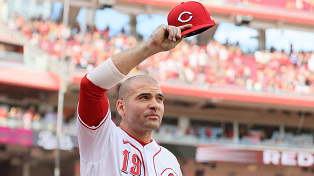 Joey Votto gets standing ovation in possible last Reds home game: 'I almost cried'