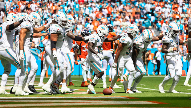 MMQB: What stood out most from the Dolphins' obliteration of the Broncos?