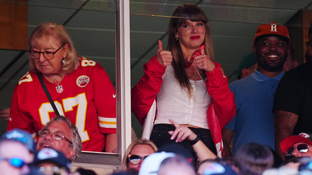 Belichick gives nod to Kelce in his wooing of Taylor Swift