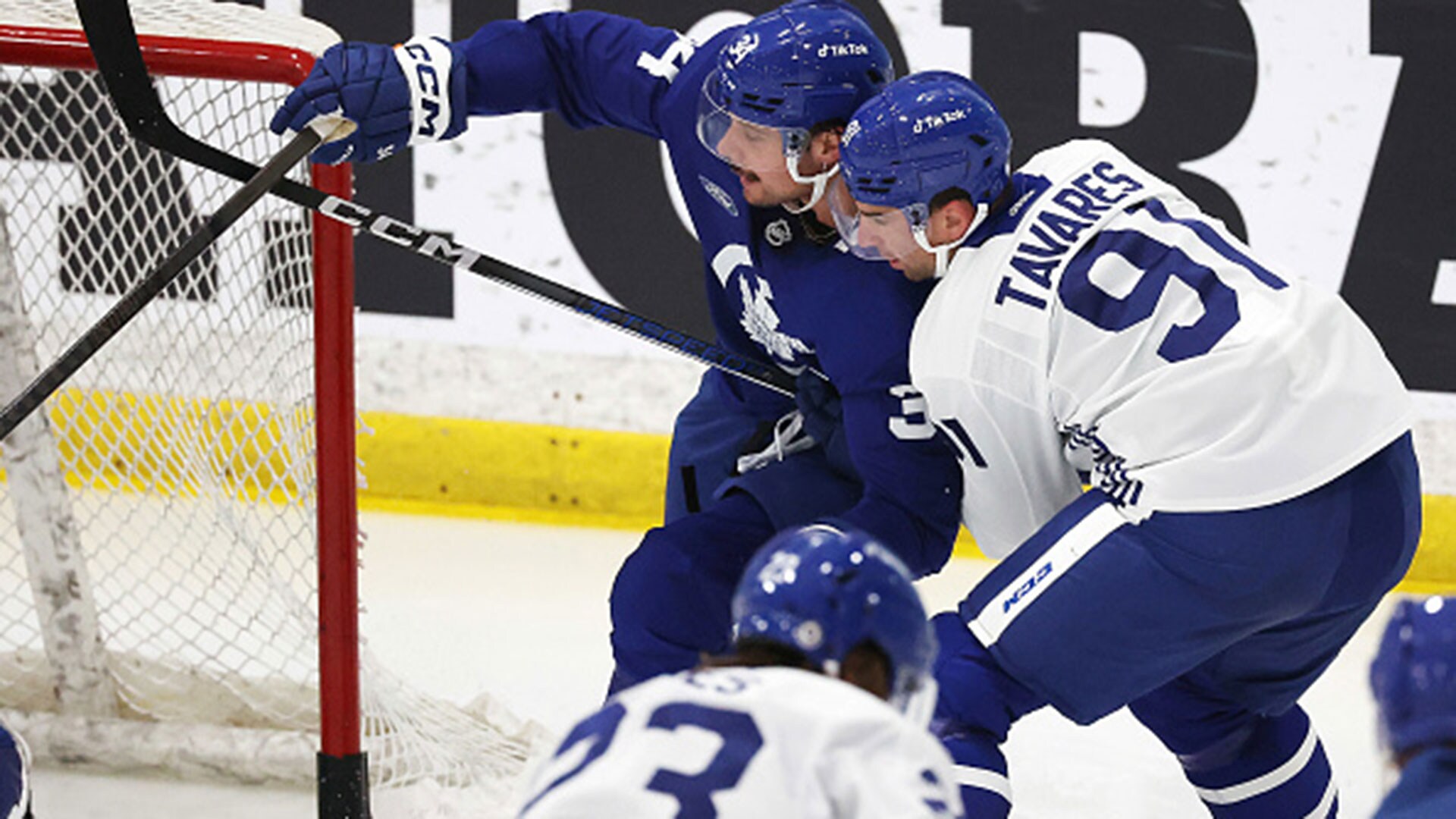 NHL playoffs: Devils-Rangers, Bolts-Leafs highlight openers