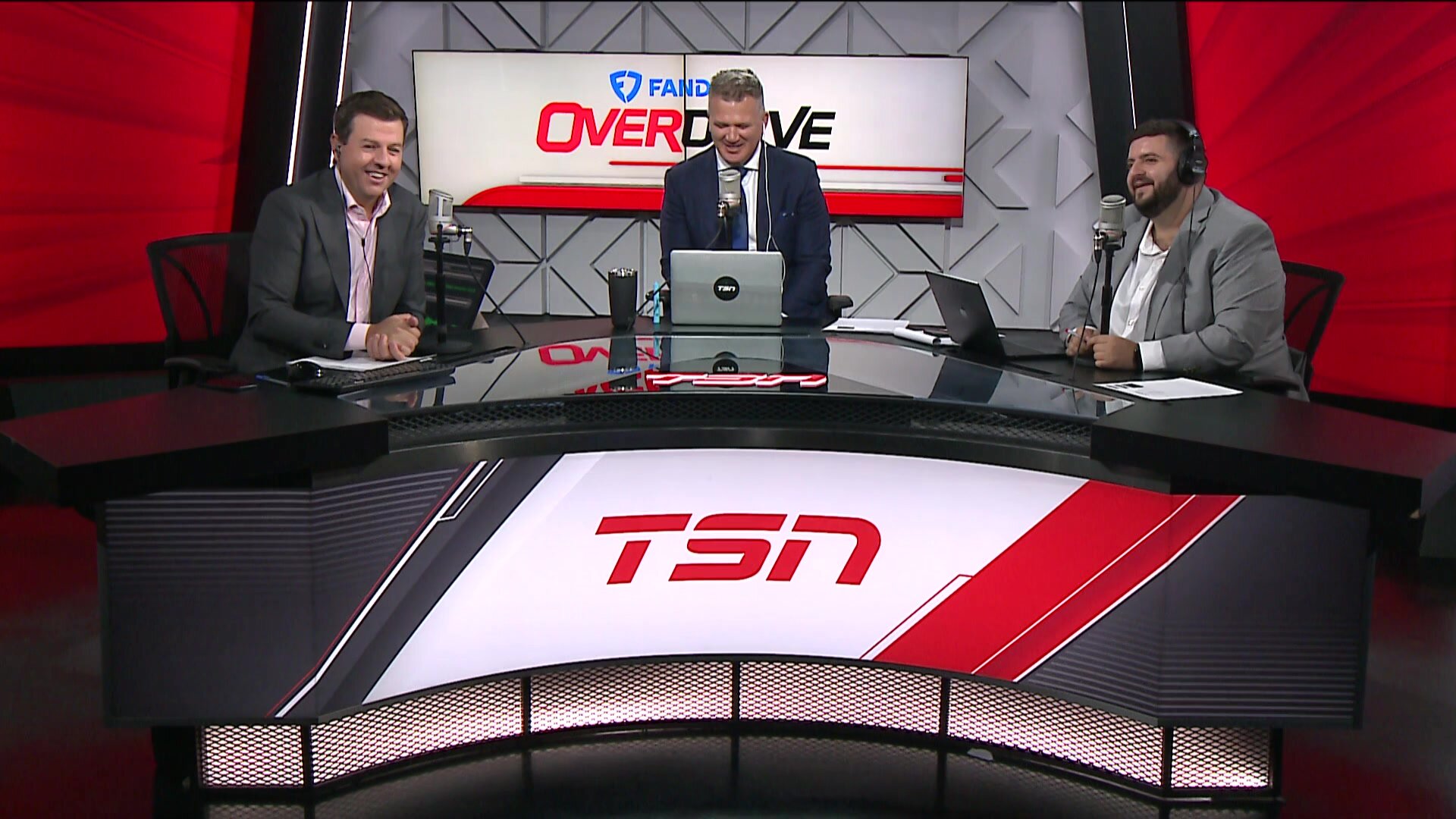 Noodles 'All you need is BBQ corn nuts and some gum' Video TSN