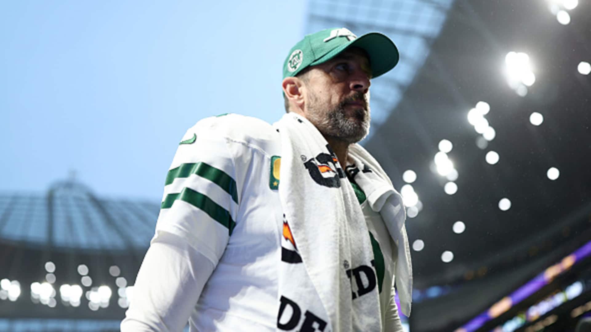 Hot or Not: Is Jets' current roster closer to being a Super Bowl contender  than Bills?