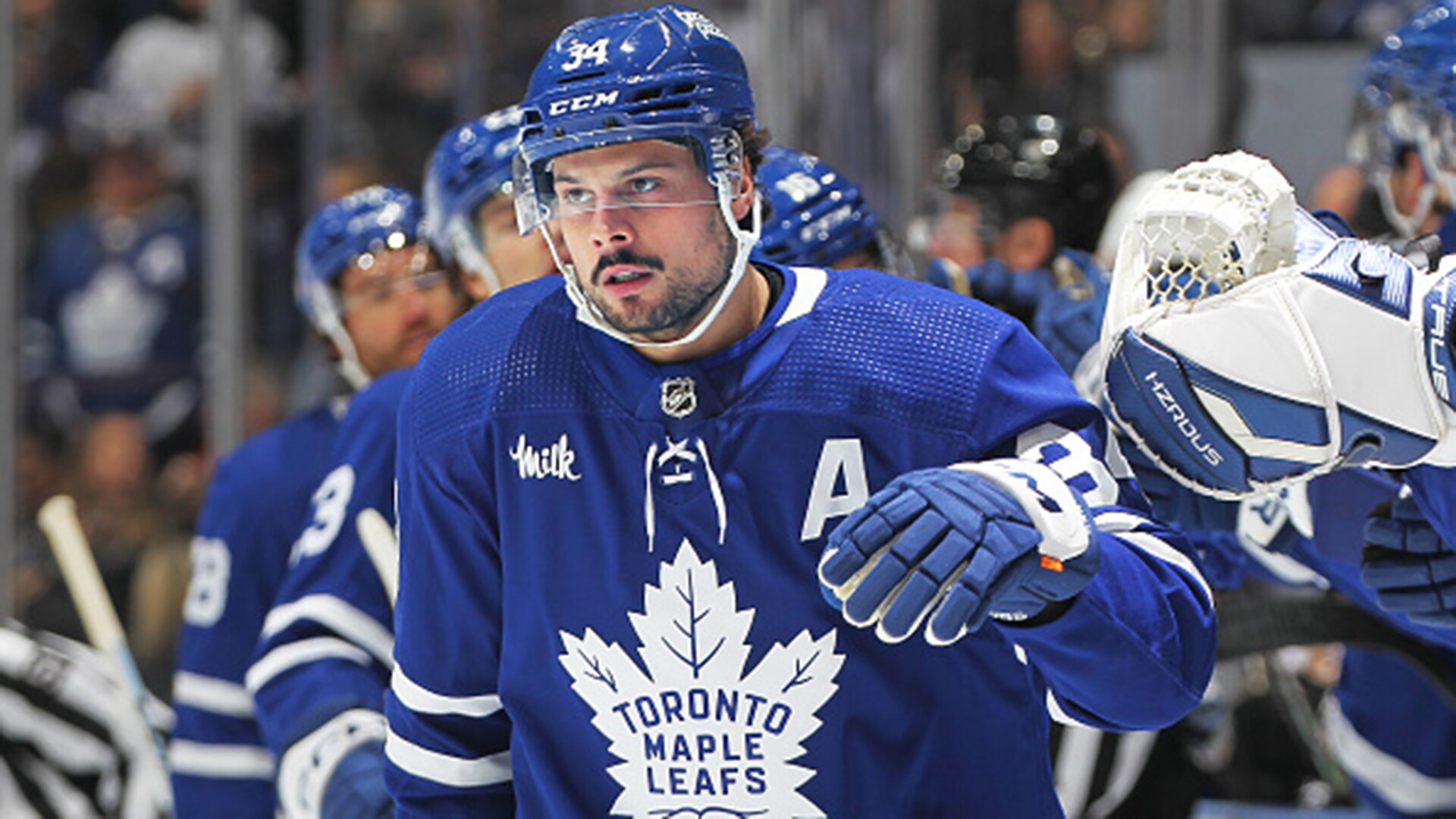 leafs-ice-chips-a-well-deserved-day-off-in-the-desert