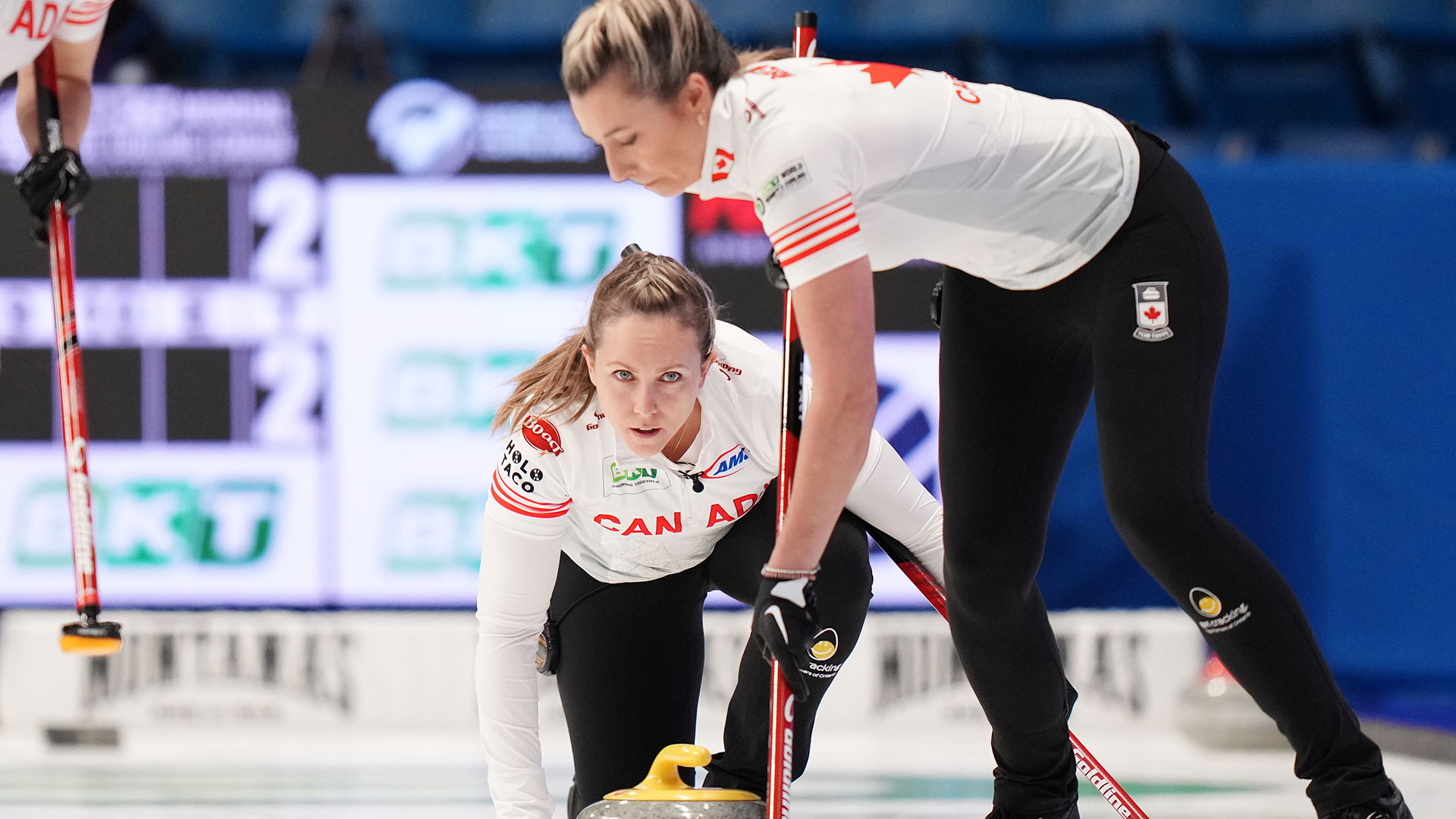 Canada's Team Homan survive Türkiye to stay undefeated, clinch playoff spot  at women's worlds