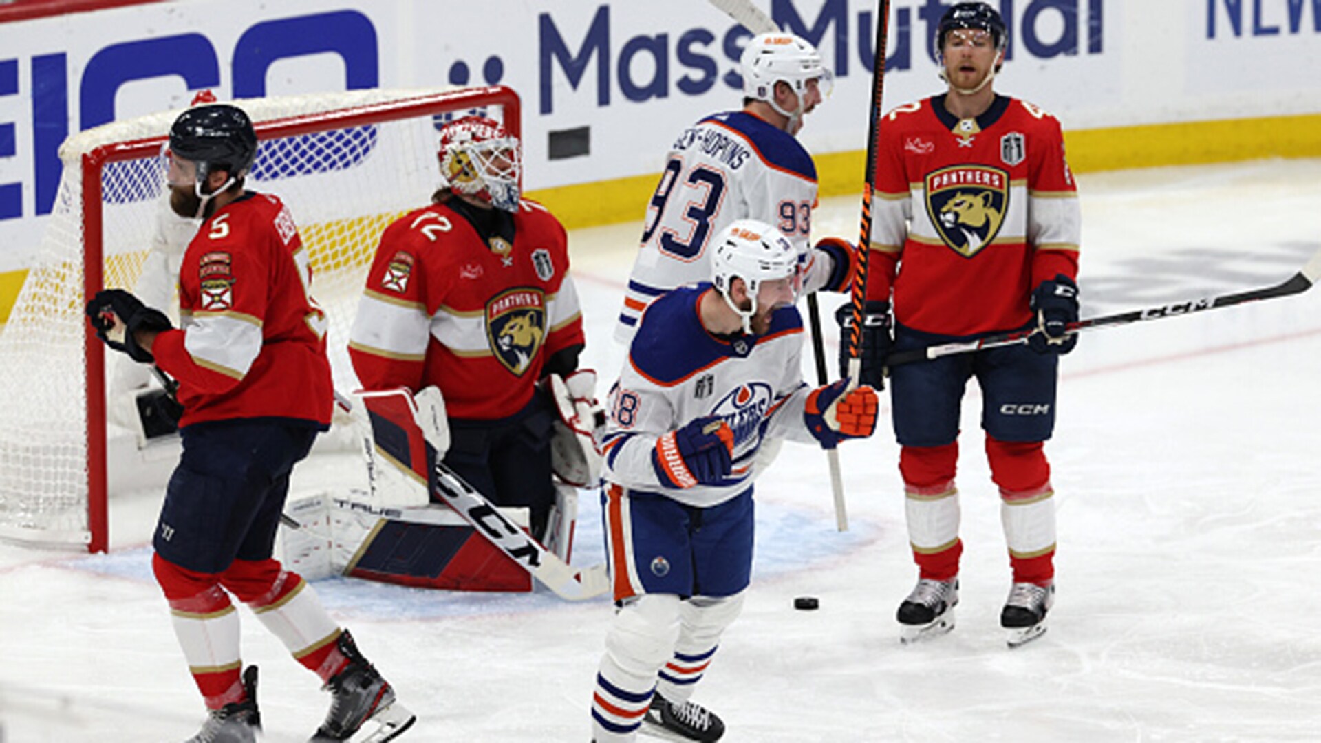 Команда result. Азиатский гандикап таблица расчета с пояснением. Команда result. Фиолетовое лого. Команда result.