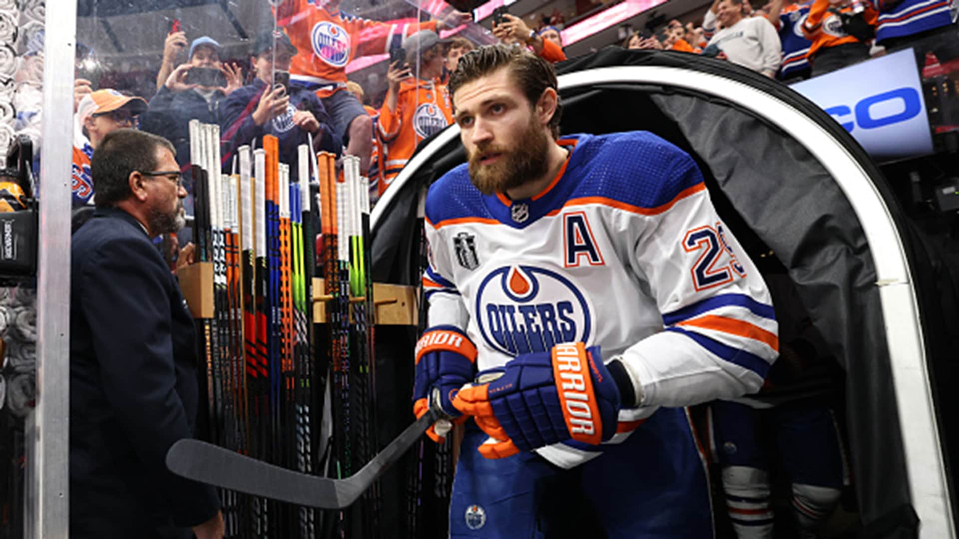 Harvey's Hot Takes: When should Oilers fans worry about Draisaitl's future  in Edmonton?