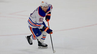 Knoblauch says Stecher sitting wasn't injury related; not naming starter for Game 5